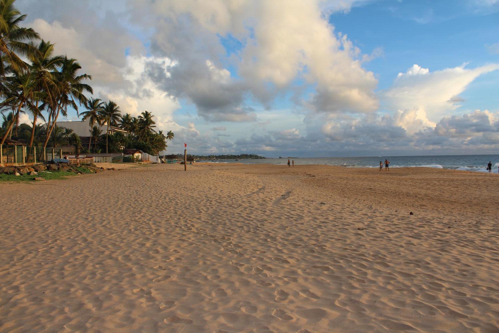 Prana Beach Hotel Ex Guli Hikkaduwa Exterior foto